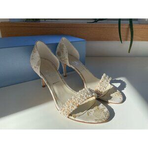 Something Bleu Cappy d'Orsay Sandal - Ivory Romance - Size 8